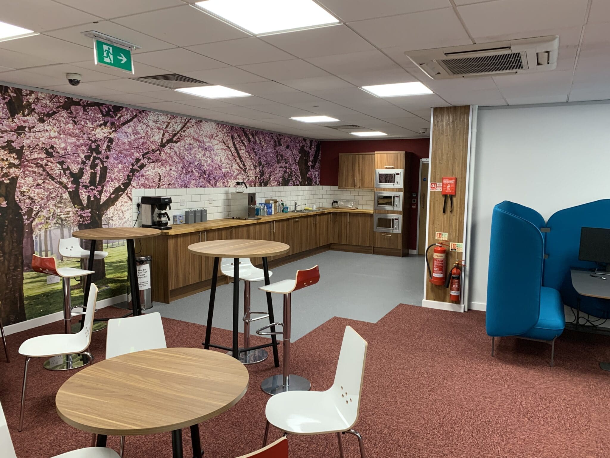 alps alpine office interior 5